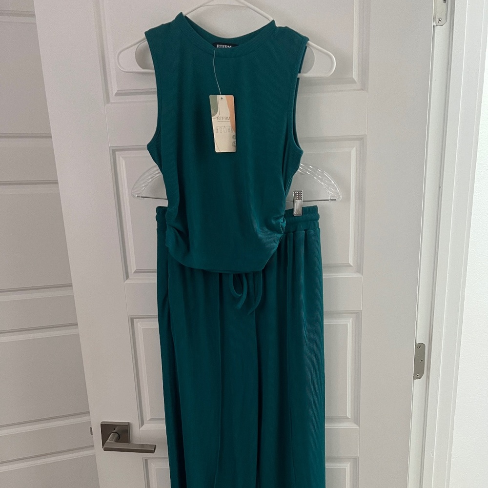 NWT Teal Ribbed Knit Set - Sleeveless Crop Tank Tops Wide Leg Casual Pant - NWT